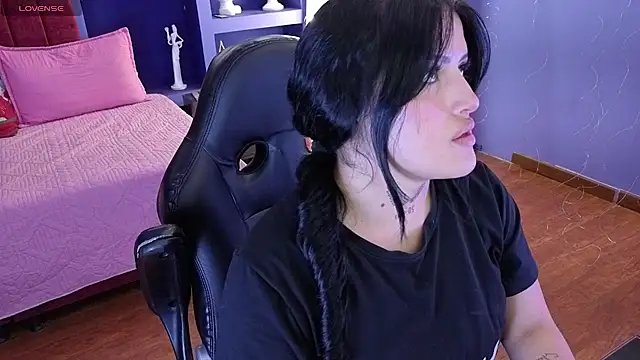 sari belle online show from December 15, 8:58 pm