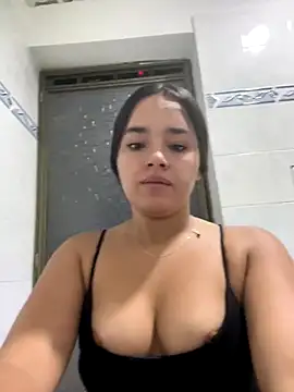 Luciaparker03 online show from November 22, 3:58 pm