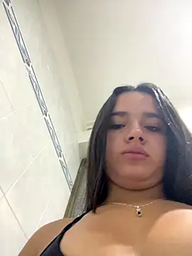 Luciaparker03 online show from November 21, 1:57 pm