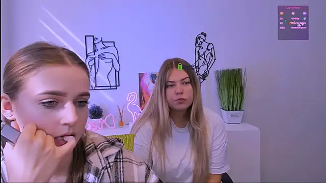 aria moo online show from September 22, 8:35 am