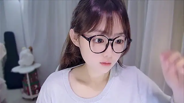 YUANYUAN-A online show from April 17, 12:18 pm