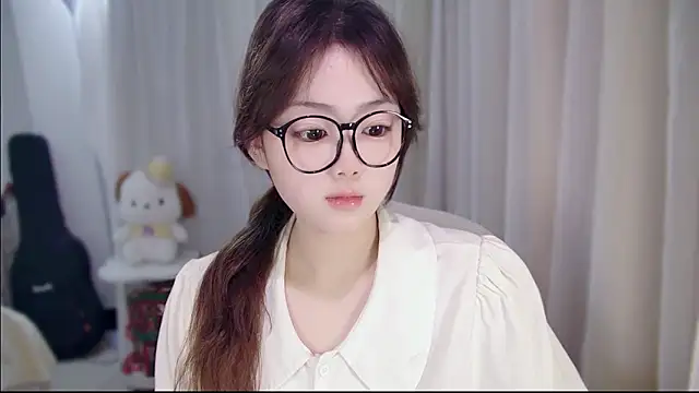 YUANYUAN-A online show from February 13, 1:57 pm