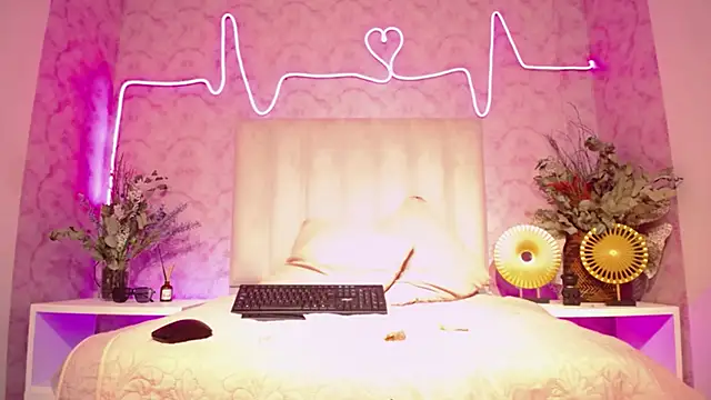 Paulina Sodi online show from September 11, 7:58 pm