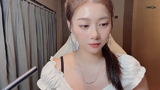 Makinghappymyself  online show from December 4, 3:46 pm