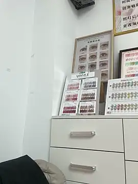 Baby-mmm online show from October 24, 7:15 am