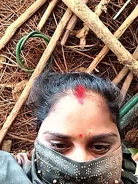 Sheema tyagi online show from September 16, 3:03 am