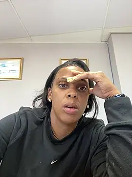 031bubbles online show from February 17, 12:48 pm