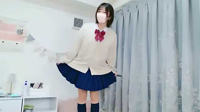 Hinata Sun online show from September 22, 10:14 am