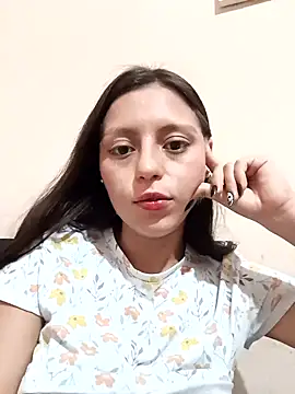 Snapshot of Lahila_ chatting on October 25, 12:40 am Lahila  online show from October 25, 12:40 am