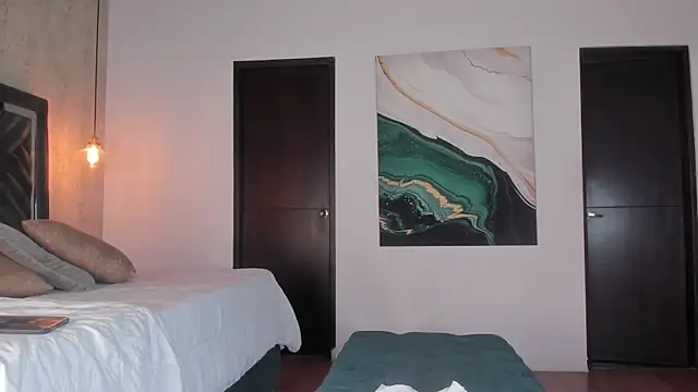 Sofi Moreno online show from November 10, 12:33 pm