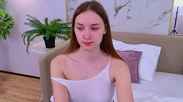 AmadaReine online show from November 29, 7:18 pm