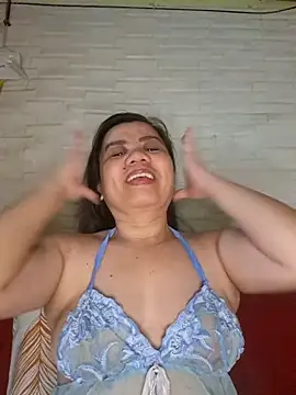 hotlyn45 online show from April 2, 7:33 pm