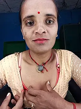 Hotwera online show from October 12, 8:50 am