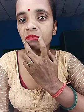 Hotwera online show from October 13, 9:39 pm