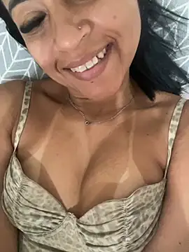 Katianesantos online show from September 28, 8:19 am