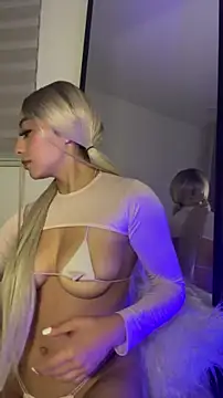 Tessa  Winslow online show from March 24, 7:25 am