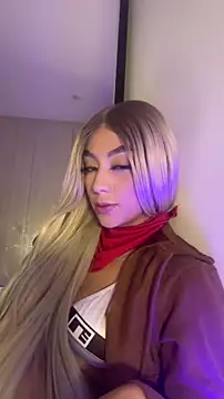 Tessa  Winslow online show from March 25, 7:33 am