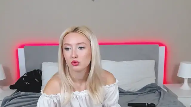 MarianeSun online show from September 9, 4:12 am