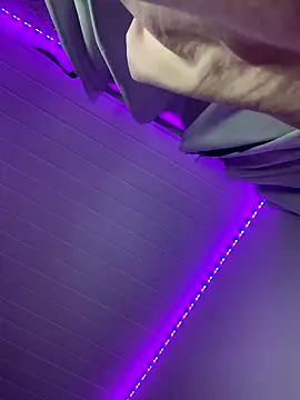 luluzinhax online show from January 11, 5:23 am