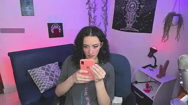 Snapshot of Eve_blacke chatting on October 21, 4:55 pm Eve blacke online show from October 21, 4:55 pm