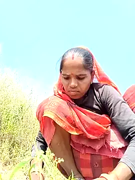 Snapshot of Hot-honi chatting on October 11, 7:57 am Hot-honi online show from October 11, 7:57 am