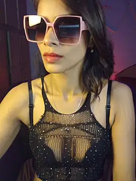 royeoy22 online show from May 26, 2:49 pm