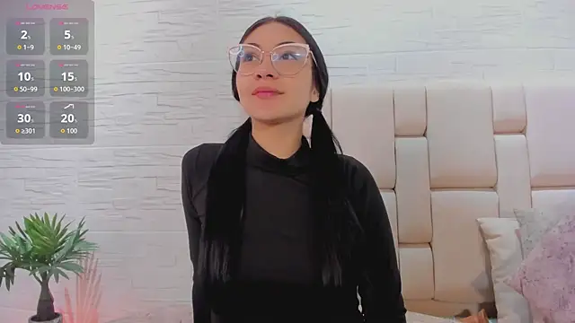 aylin rousse online show from November 20, 11:33 am