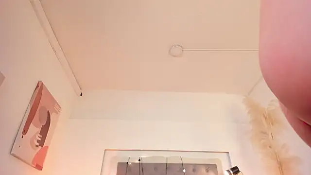 lea walkerr online show from February 26, 7:57 pm