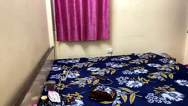 LuvLayla online show from October 7, 4:22 pm