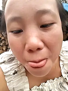 Snapshot of liu-liusexy chatting on October 23, 6:19 am liu-liusexy online show from October 23, 6:19 am