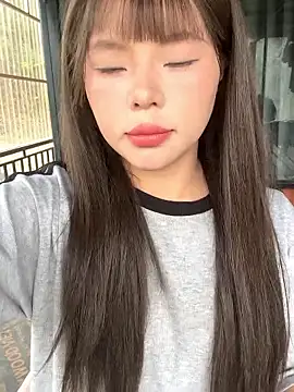 SarahBeii online show from October 28, 3:56 am