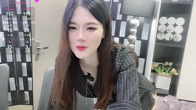 Yueyue-MM online show from October 8, 2:38 am