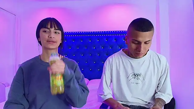 Damian and roxanne online show from November 30, 12:53 pm