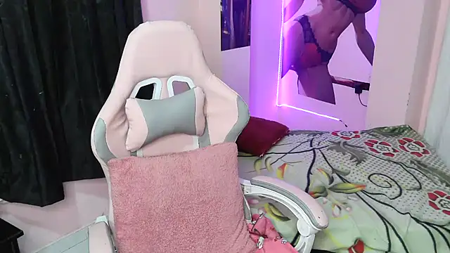 Zulema R1 online show from February 15, 12:46 am