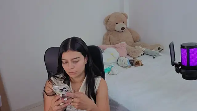 valerihouse online show from November 27, 1:52 am