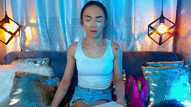 Cristal Gem1 online show from February 25, 12:04 pm