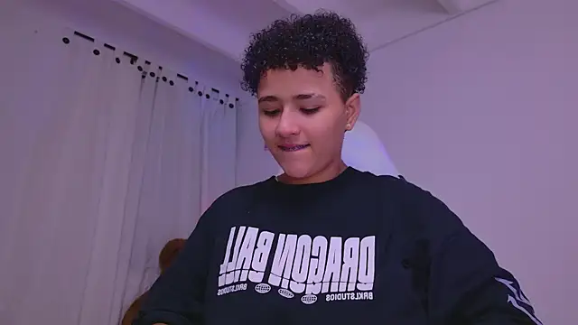 LiaaMoretzz online show from February 9, 5:10 am