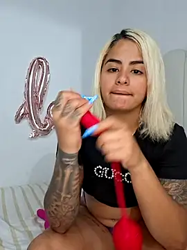 Eva  Cutte online show from January 11, 12:04 am