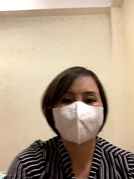 Snapshot of Hello_Linchii chatting on September 13, 6:16 pm Hello Linchii online show from September 13, 6:16 pm