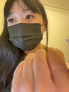 Minnie-2025 online show from March 4, 6:14 pm