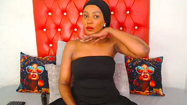 GaggingQueen32 online show from November 13, 5:34 pm