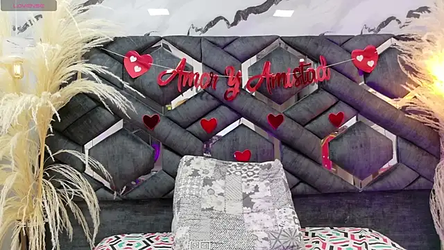 Natasha-Adams online show from September 24, 9:47 pm