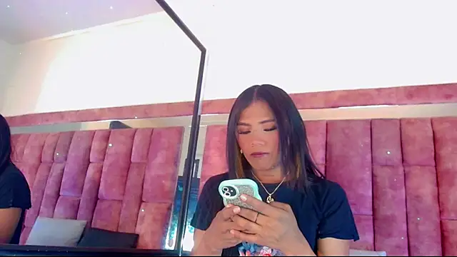 AnntonellaHott online show from December 3, 7:38 pm