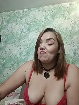 MayaLuna1 online show from November 13, 4:39 pm