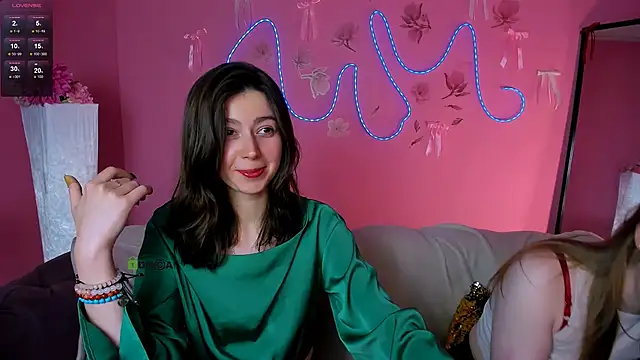 veronica bubble online show from May 17, 7:13 pm