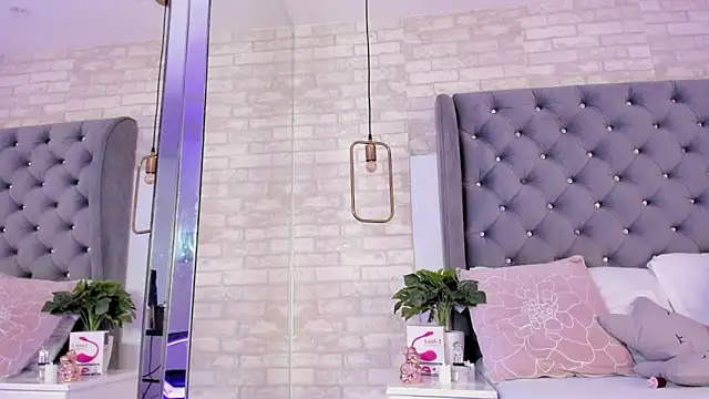 PauVega  online show from March 20, 2:22 pm