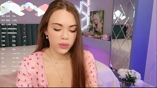 MimiFors online show from April 21, 6:48 pm