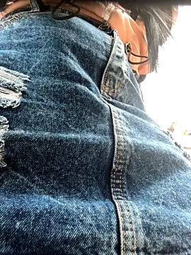 -Mia1 online show from October 9, 6:12 pm