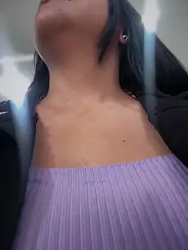 -Mia1 online show from March 11, 12:42 pm