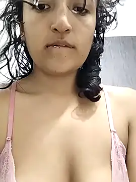 luna love xoxo online show from September 13, 2:30 am